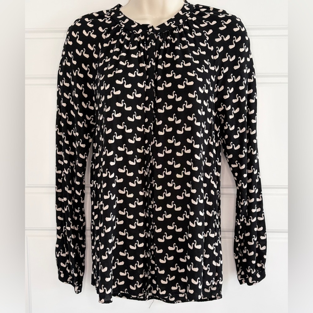 Boden Black White Swan Print Novelty Button Up
Blouse Top Long Sleeve Size 6